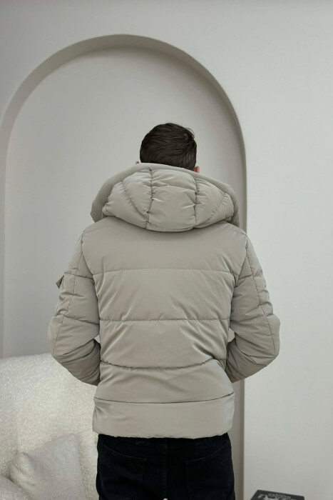 XHUP NJE NGJYRESH ME PUSH PER MESHKUJ NE NGJYRE BEZHE - 3