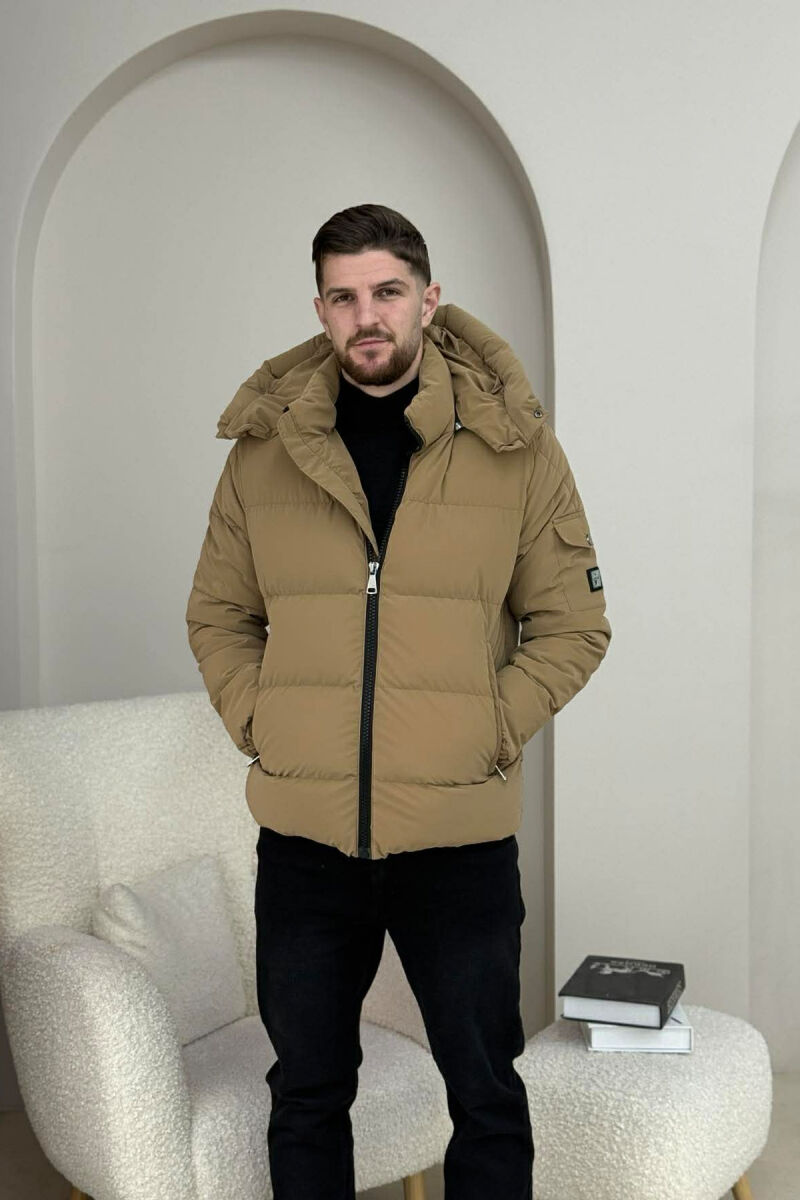 XHUP NJE NGJYRESH ME PUSH PER MESHKUJ NE NGJYRE KAFE - 2