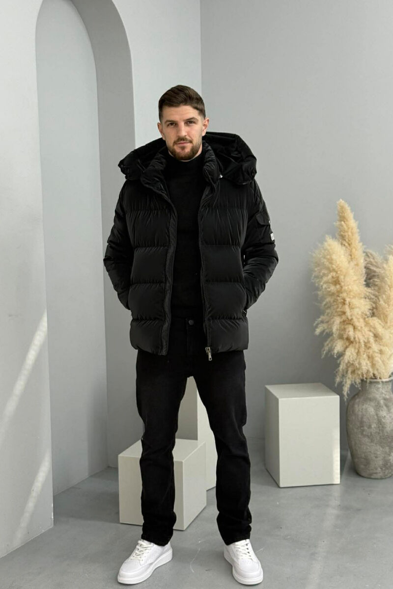 XHUP NJE NGJYRESH ME PUSH PER MESHKUJ NE NGJYRE TE ZEZE - 2