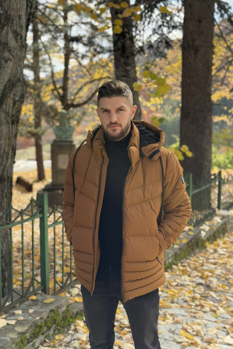 XHUP NJË NGJYRËSH ME PUSH PËR MESHKUJ NË NGJYRËN KAFE - 3