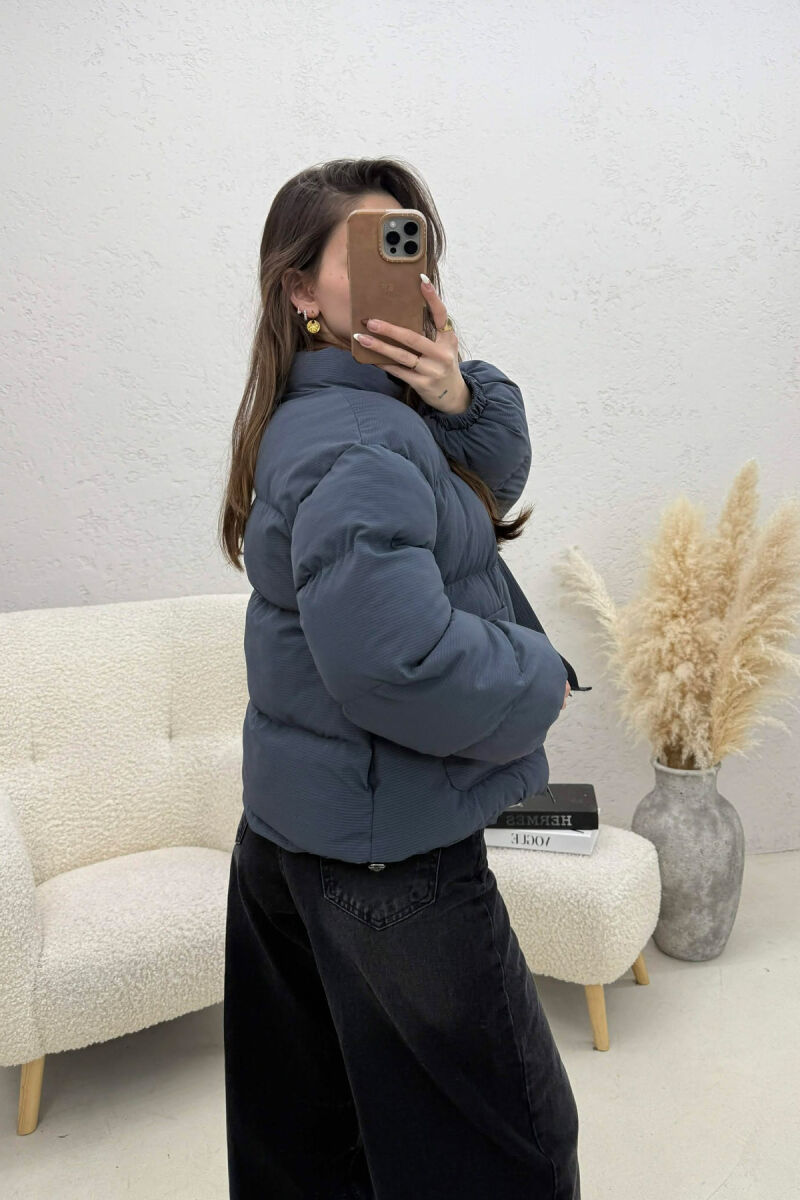 XHUP NJE NGJYRESH ME ZINXHIR PER FEMRA NE NGJYRE GRI - 3