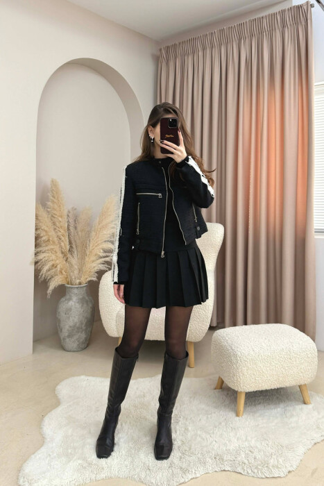 XHAKETE NJE NGJYRESHE ME DETAJE ZINXHIRI PER FEMRA NE NGJYRE TE ZEZE - KLAUDIO FASHION