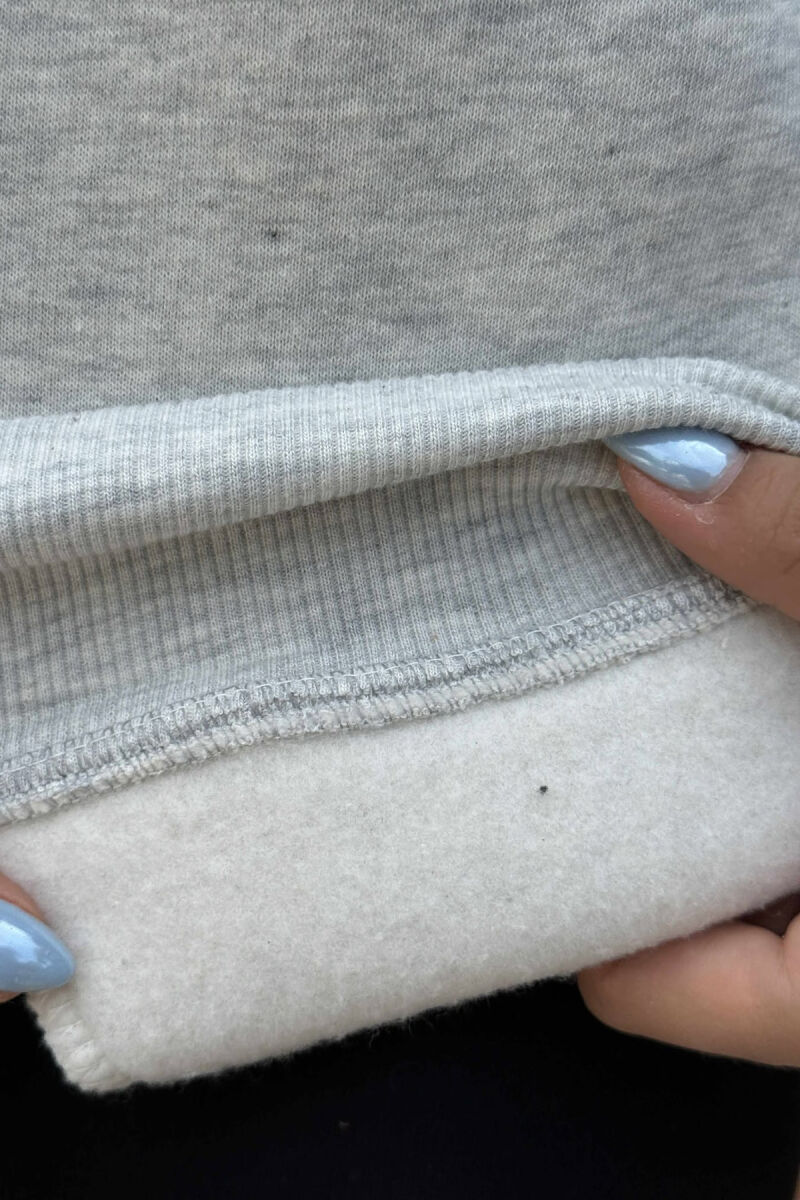 ZIPPER NECK FLUFFY FRONT WRITTINGS WOMEN SWEATSHIRT LIGHT GREY/GZ - 3