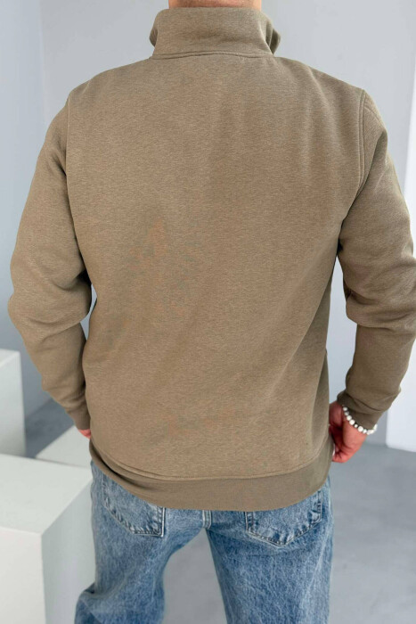 ZIPPER NECK FLUFFY MEN SWEATSHIRT IN OLIVE COLOR - 3