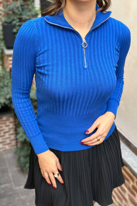 ZIPPER NECK WOMEN SWEATER IN BLUE COLOR - 2