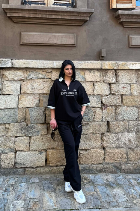 ZIPPER NECK WRITTINGS T-SHIRT + SWEATPANTS WOMAN SET BLACK/ E ZEZE - KLAUDIO FASHION