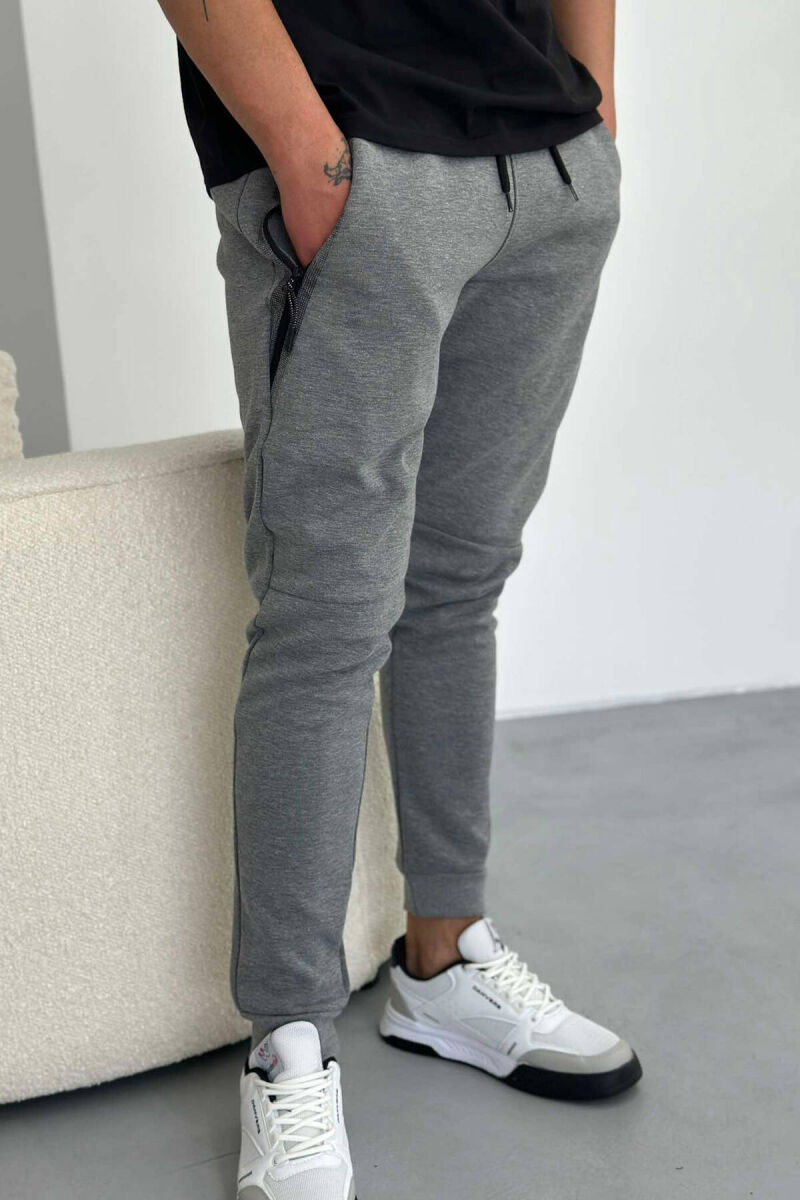 ZIPPER POCKET COTTON MEN SWEATPANTS IN GREY COLOR - 3