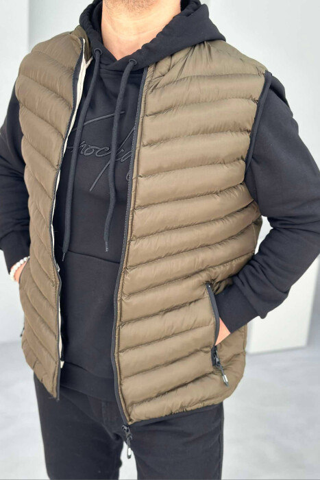 ZIPPER POCKET SIMPLE MEN VEST IN GREEN COLOR - 4