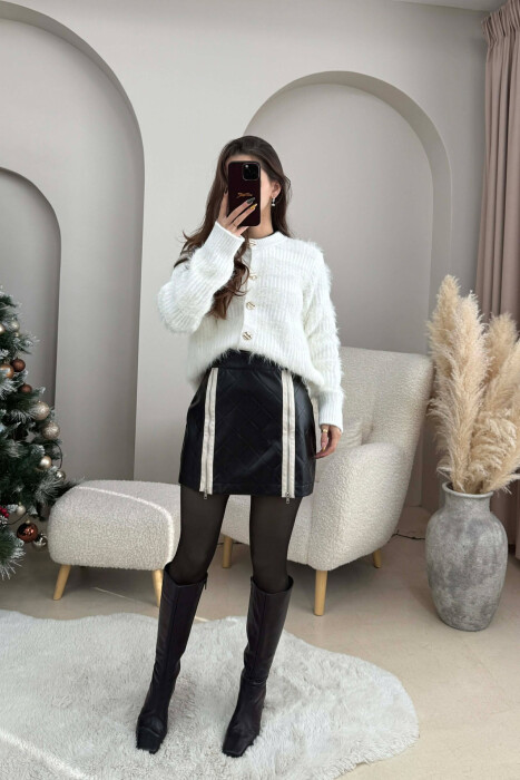 FUND I SHKURTER ME DETAJE ZINXHIRASH PER FEMRA NE NGJYRE TE ZEZE - KLAUDIO FASHION